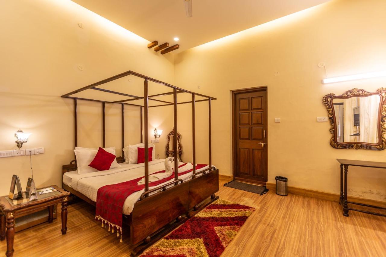 KSTDC Hotel Mayura Pine Top Nandi Hills Buitenkant foto