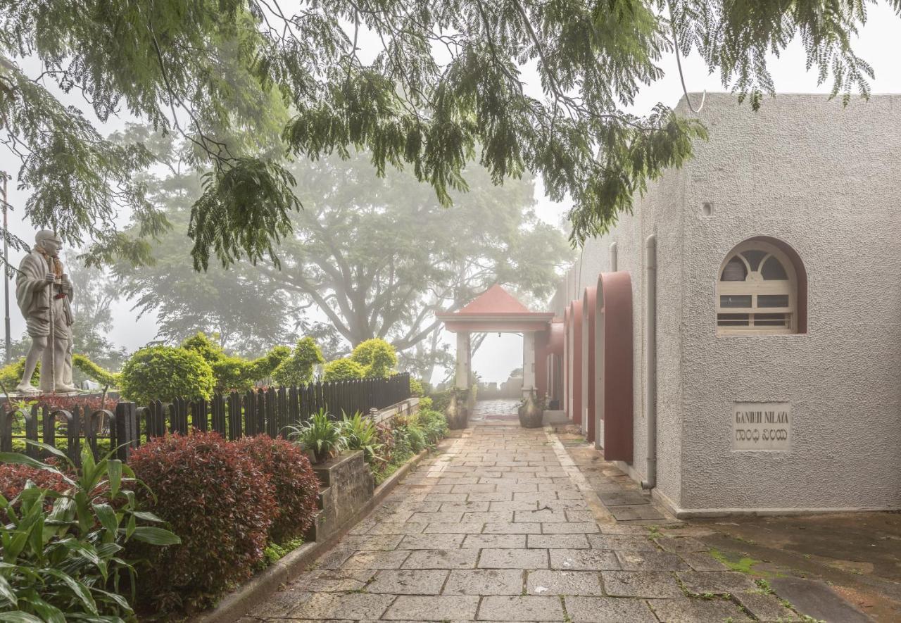KSTDC Hotel Mayura Pine Top Nandi Hills Buitenkant foto