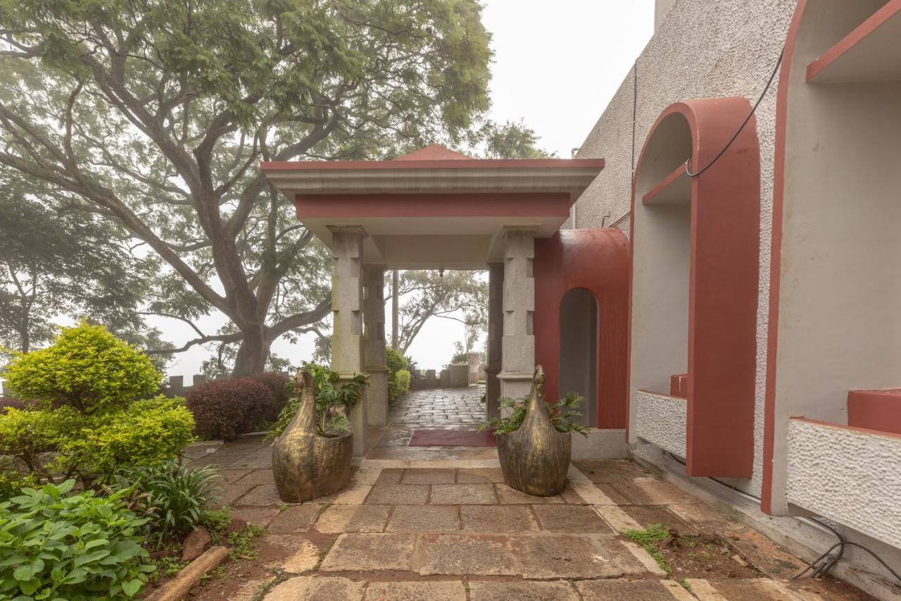 KSTDC Hotel Mayura Pine Top Nandi Hills Buitenkant foto