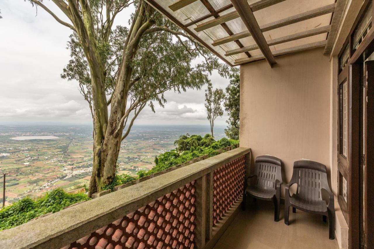 KSTDC Hotel Mayura Pine Top Nandi Hills Buitenkant foto