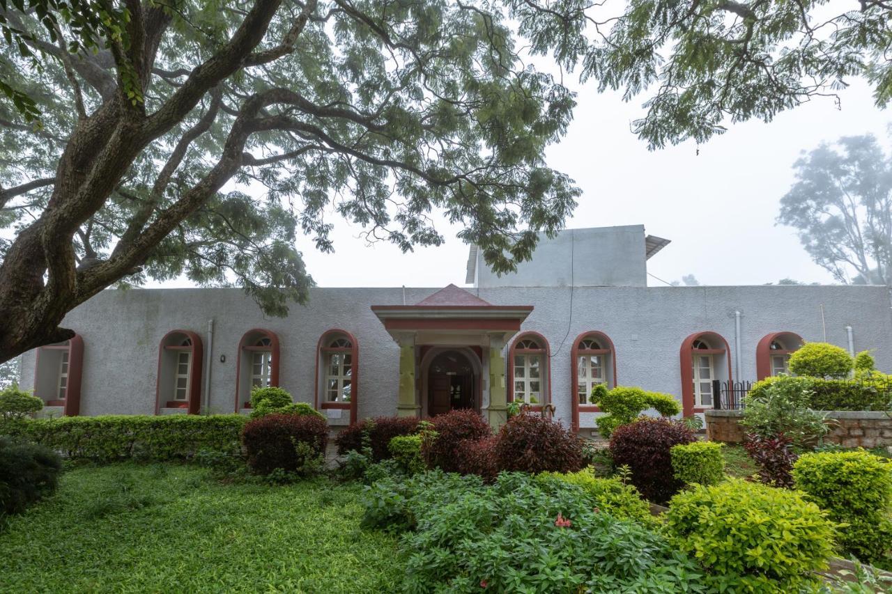KSTDC Hotel Mayura Pine Top Nandi Hills Buitenkant foto
